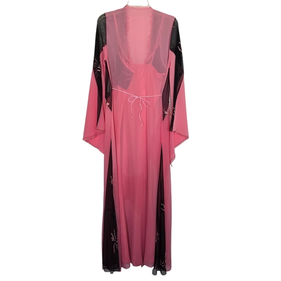Vintage Elegant Pink Black Satin Chiffon Embroidered Long Nightgown And Robe - Picture 2 of 9